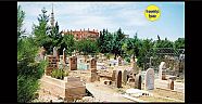 Bu Fotoğrafa Bakınca Biraz Düşünmeliyiz. Viranşehir Eski Mezarlığına (Tılhava-Şeyh Muhammed)