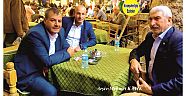 Viranşehir’de Hayatının Büyük bir Bölümü sürekli olarak Siyasetle geçen ender insanlarımızdan biri olan Başkan Mehmet Ekinci, Hamza Bayar ve Ahmet Göçmen