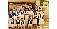 Viranşehir Lisesi Eski Bando Takımı Öğrencilerinden Derviş Özer, Şeyhmus Özkan, Ali Pirinç, Esat Mahmut Karakurt, Lütfü Bağcı, Arkadaşları ve Oklu Müdürü Hıdır İncir